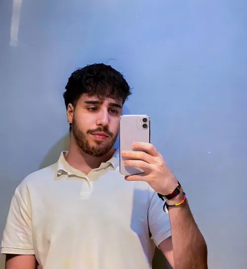 here again looking for male validation :D