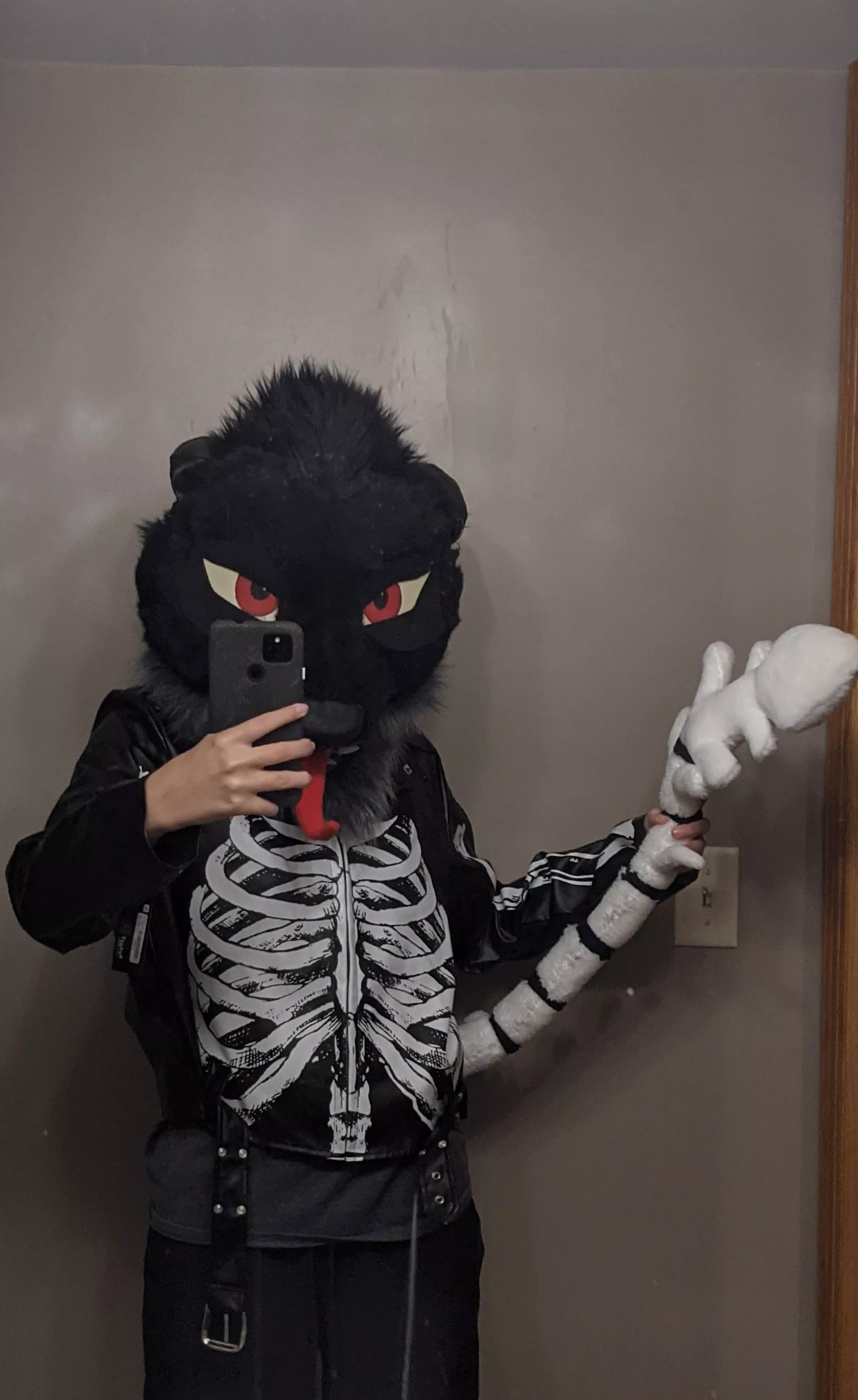 I don't normally do Fursuit Friday but I'm feeling it today