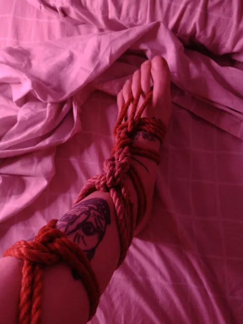 I love when I tie my feet