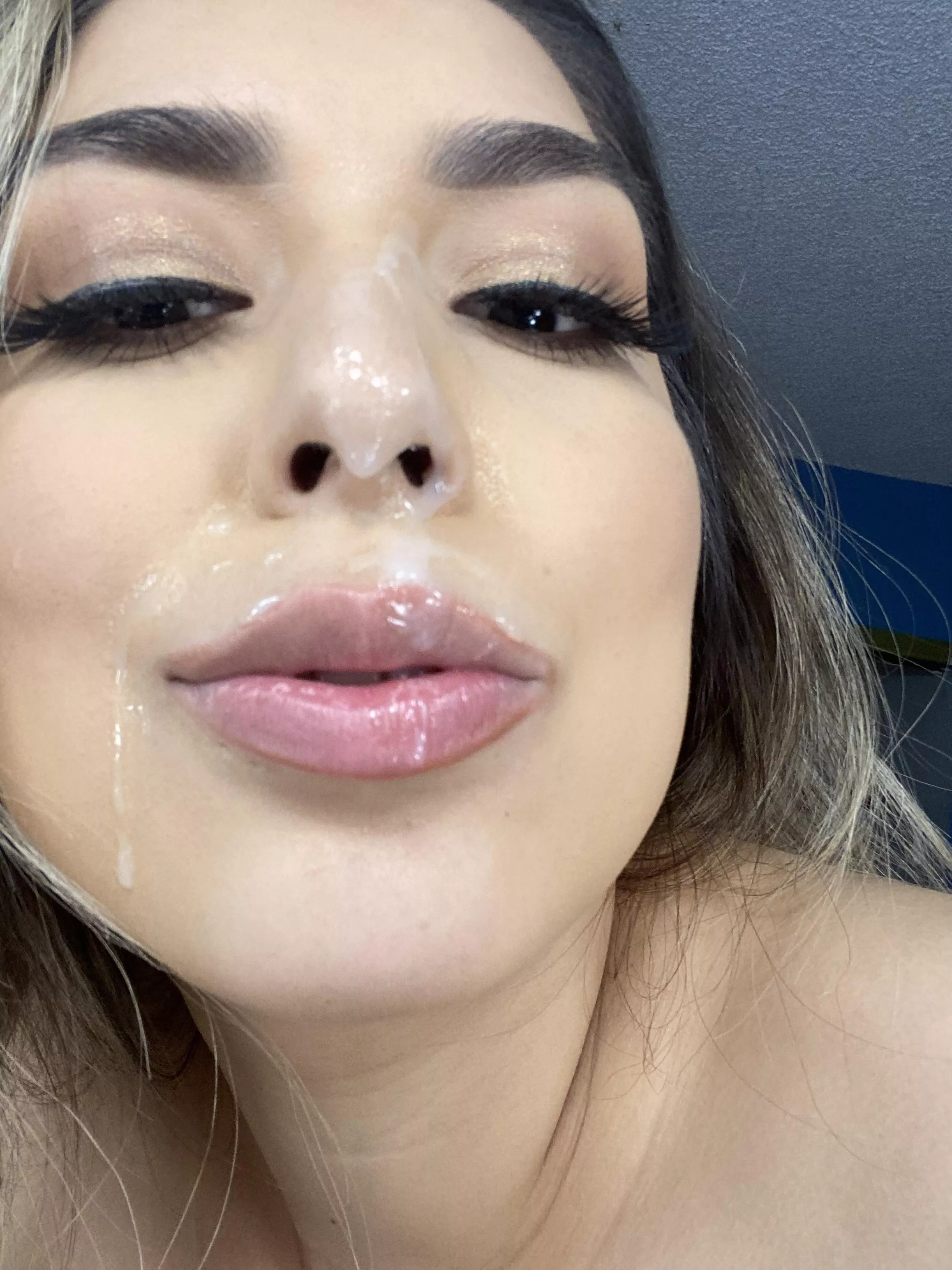 I want more cum on my face