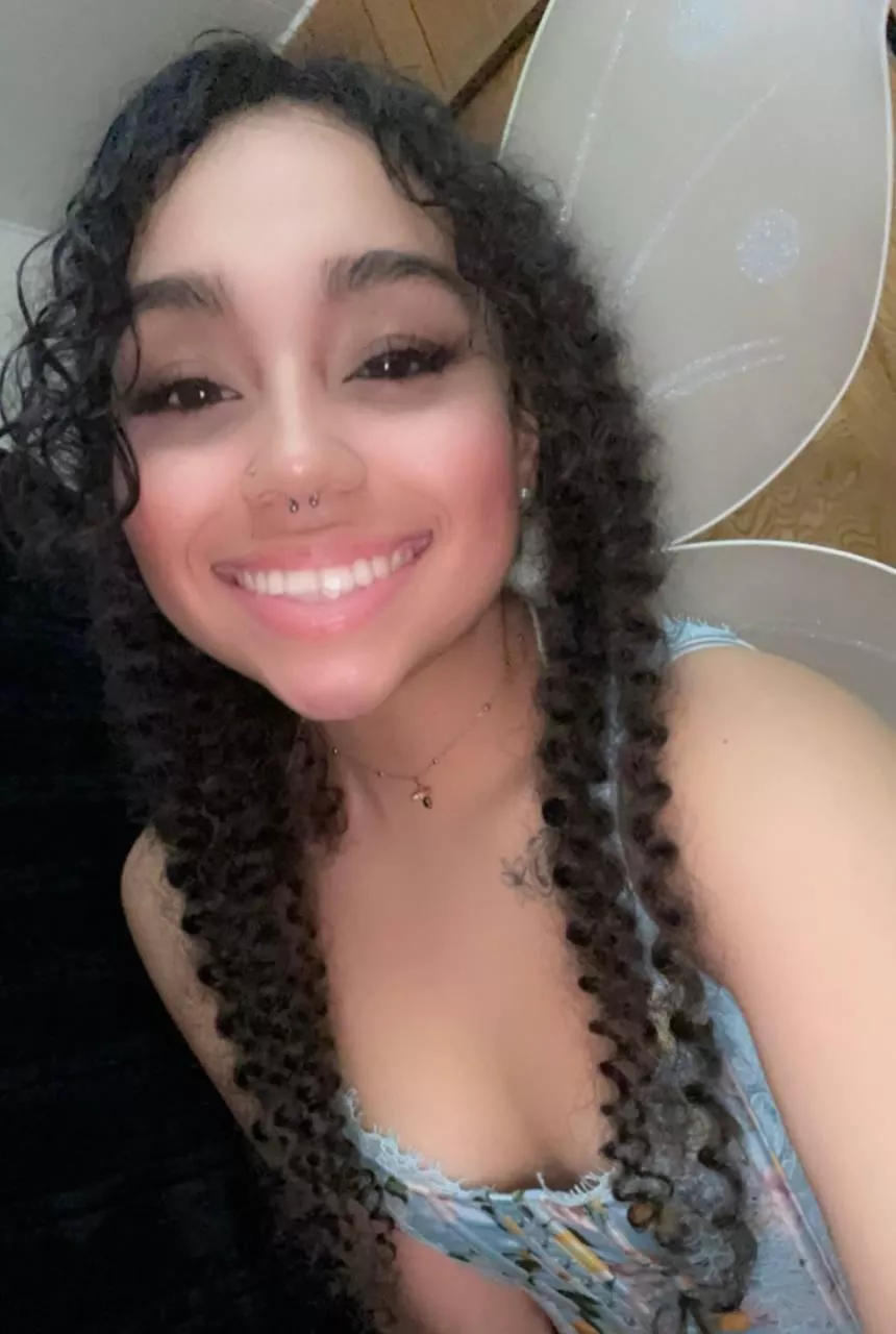 Just friends or friends with benefits?🙈