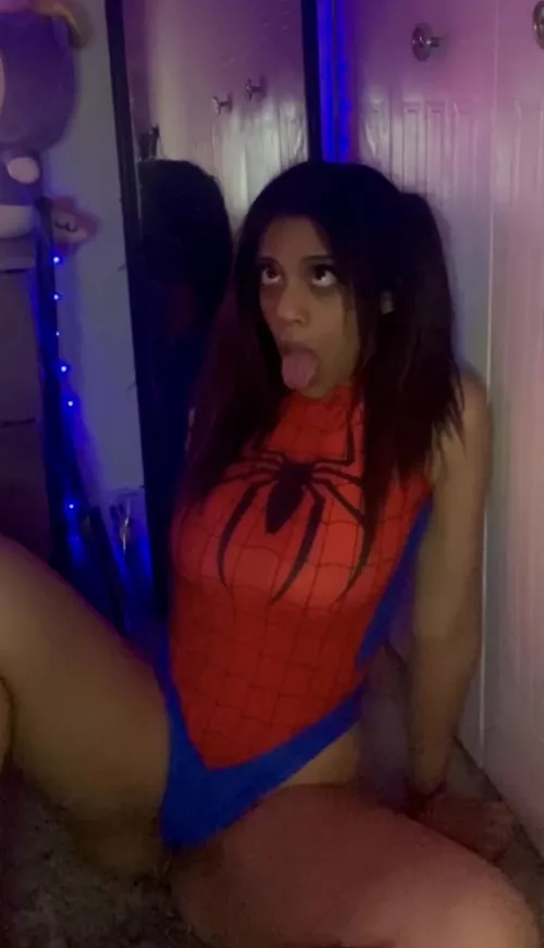 Shoot me with your web