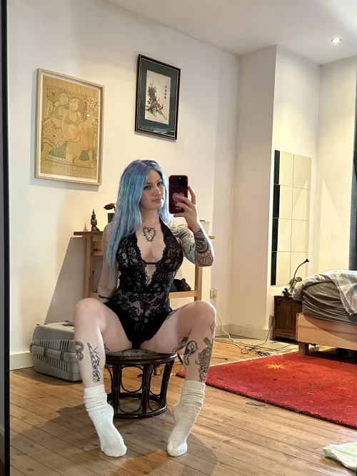 Would you fuck an alt girl like me ?