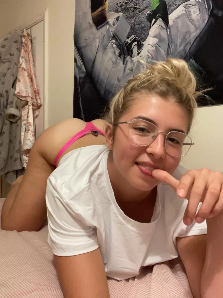 your fav blonde slut🌶️👀