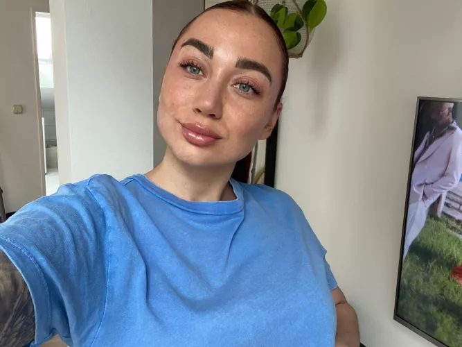 Natural selfie are the best