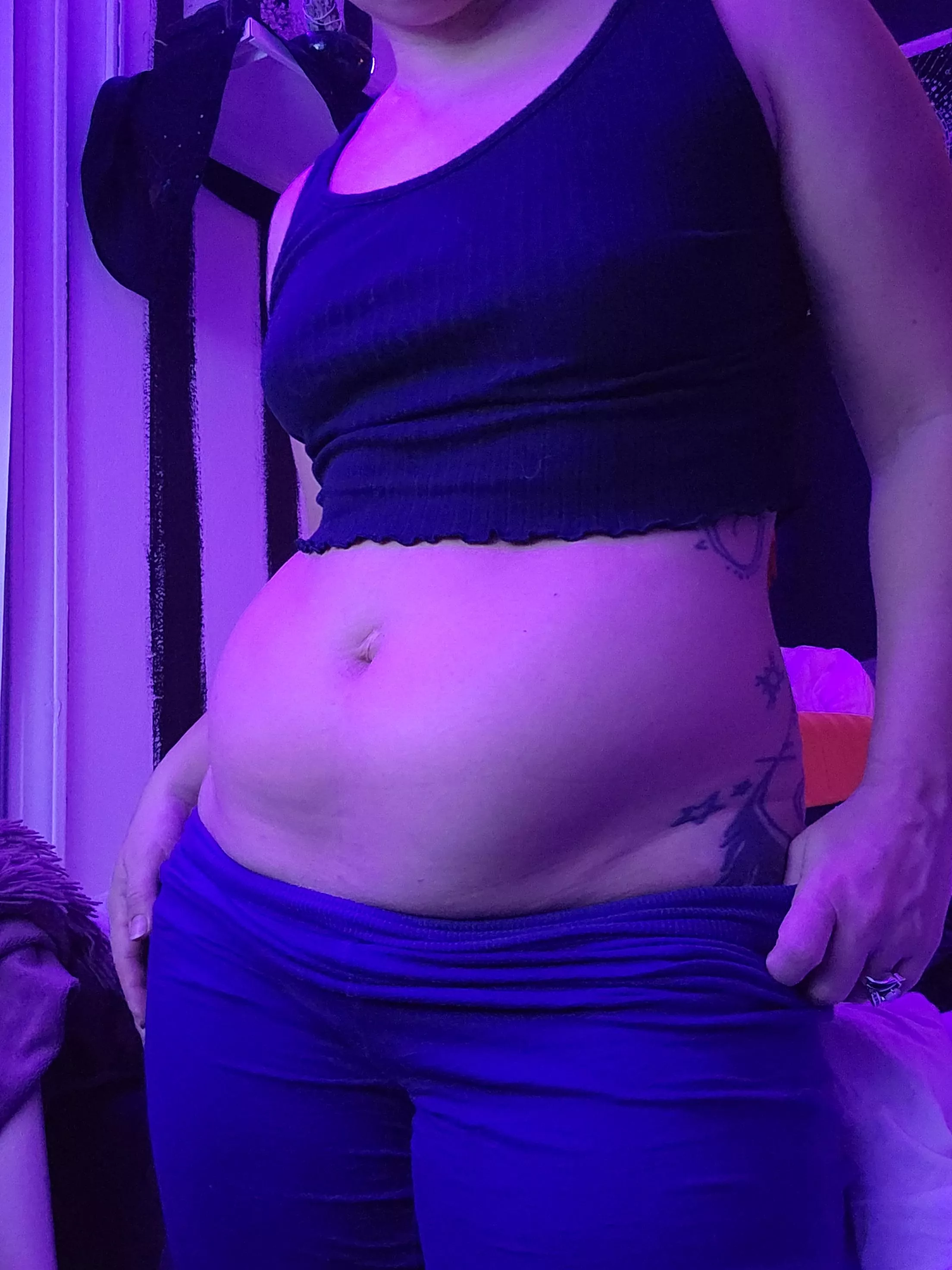 Please rate my new crop top 💖