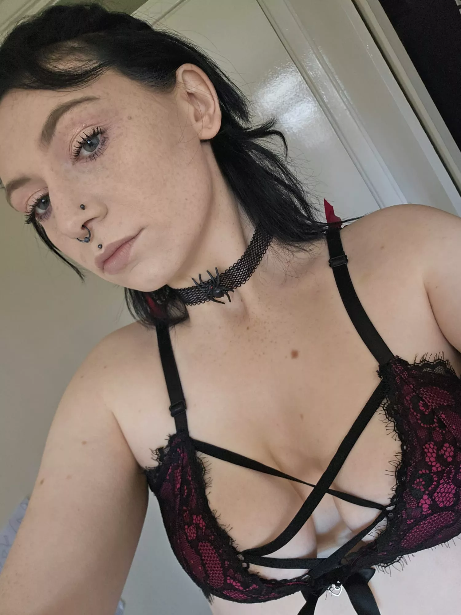 🖤Queen (@EmoHun) [Onlyfans]