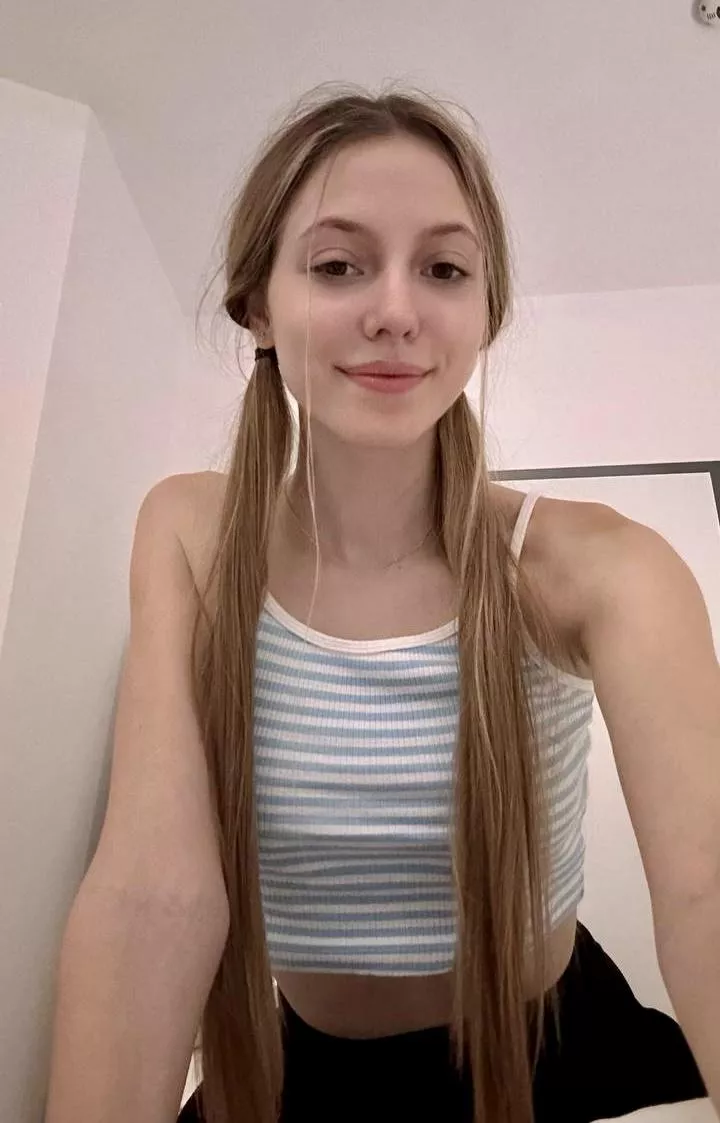 Tell me your age if you'd rail me