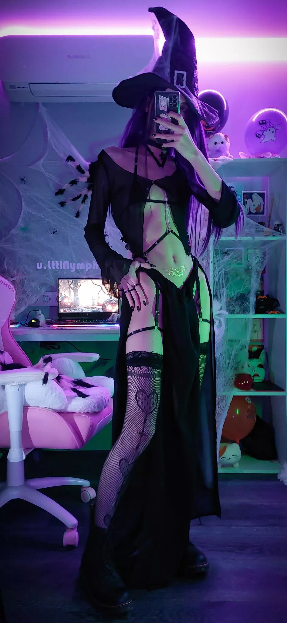 The witch's hip bones