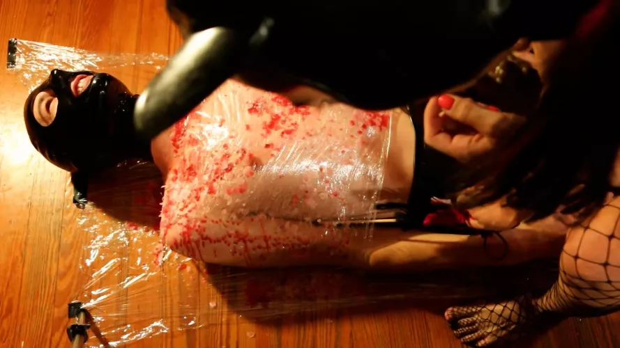 Tickling my submissive in latex hood [oc] [domme]