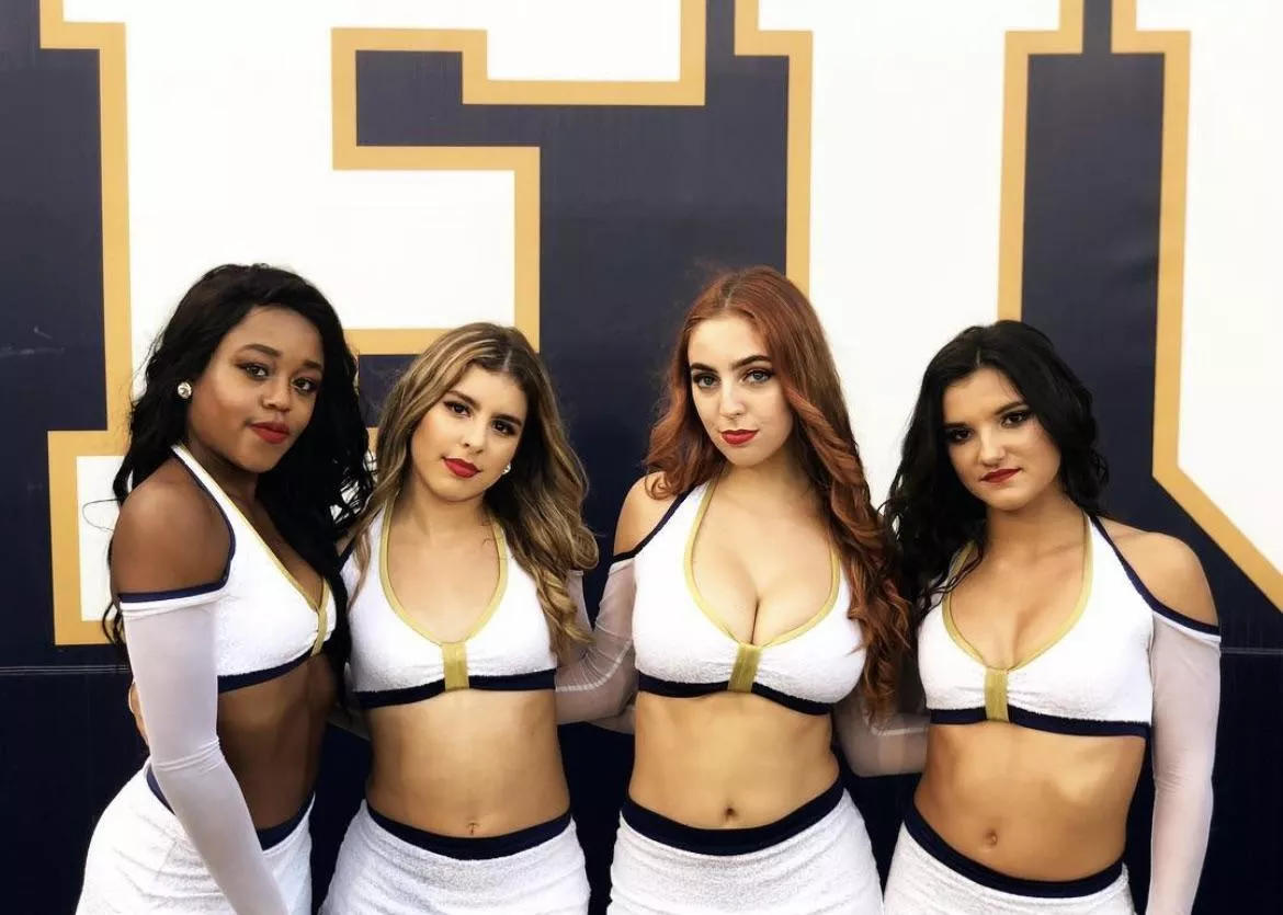 We all know who needed the bigger uniform…..those big tittys don’t fit