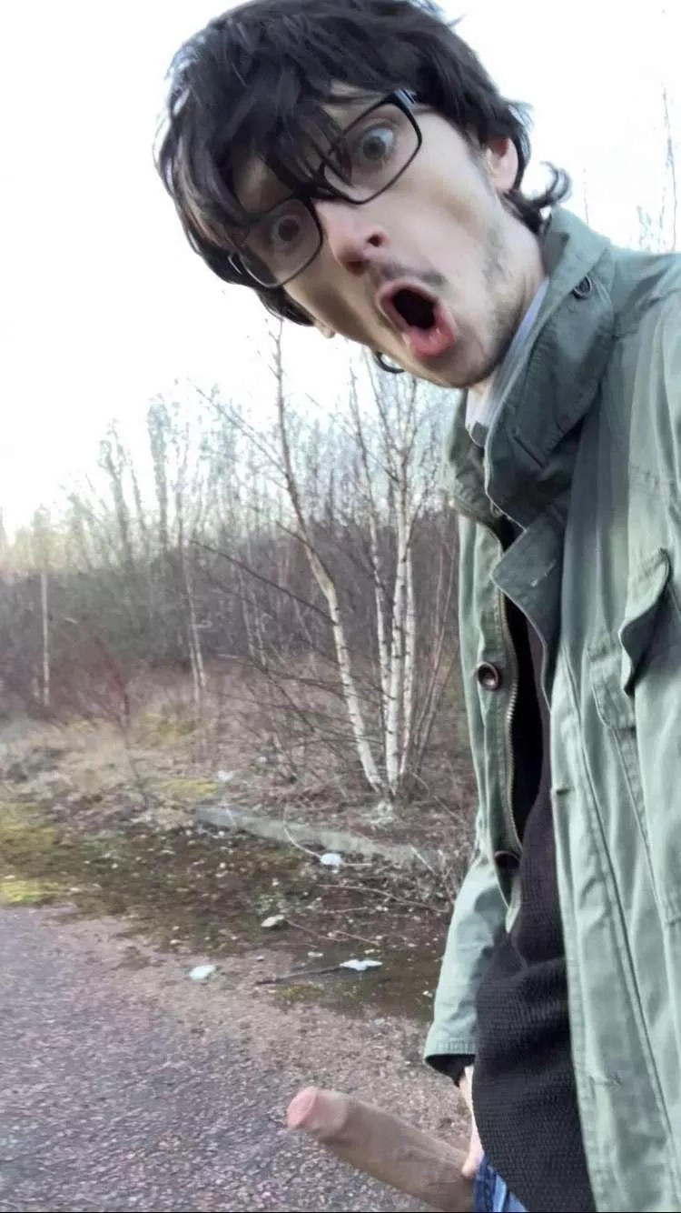 Who likes goofy bi guys? 😂