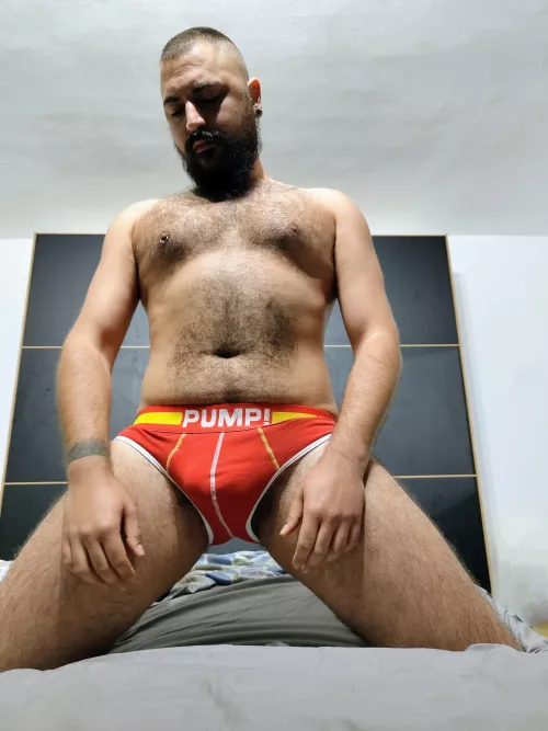 Body hair check ✅ crotch still looks like a fine dark forest 👍