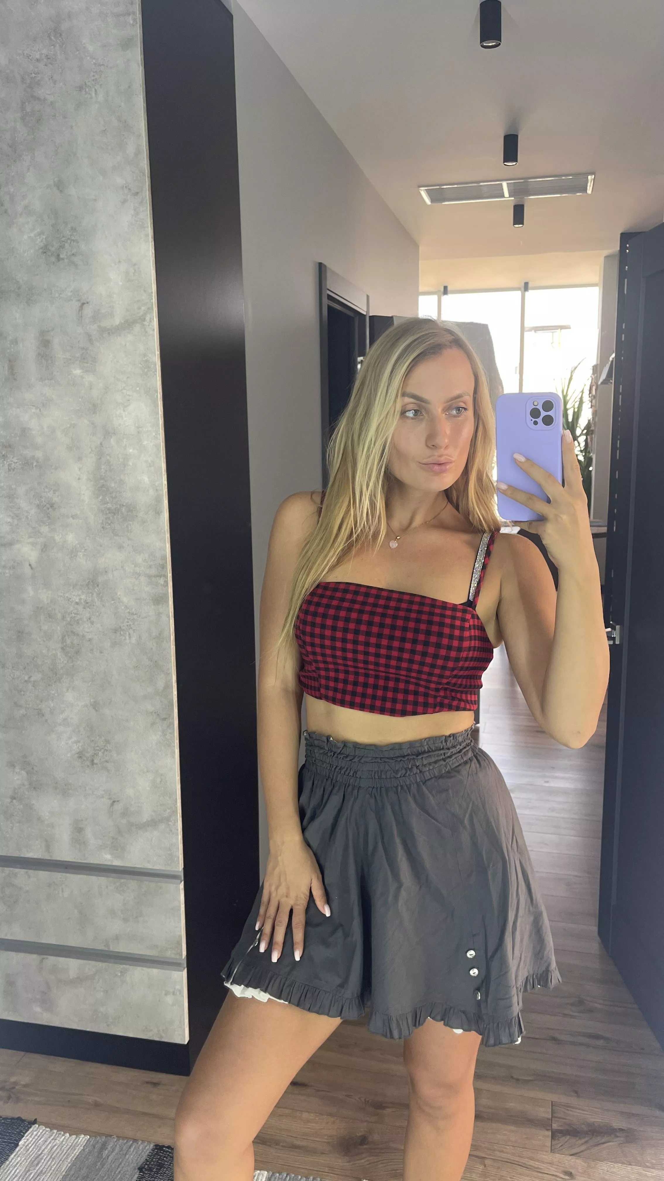 Do you like blondes?