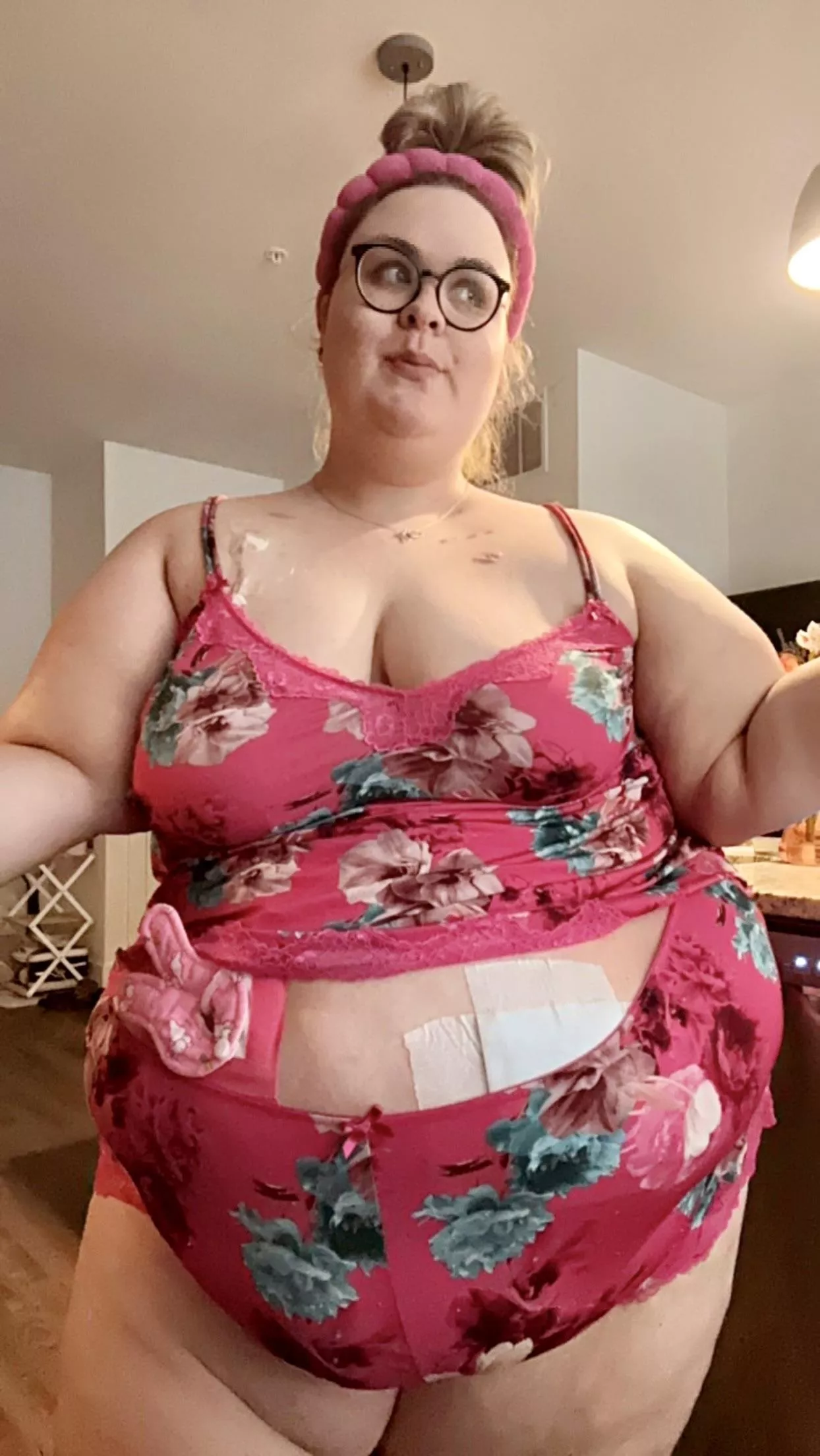 Do you like women over 400lbs? 😌 cw 408lbs