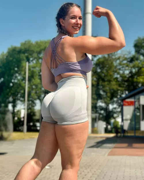 Doreen (diedoreen_) 1