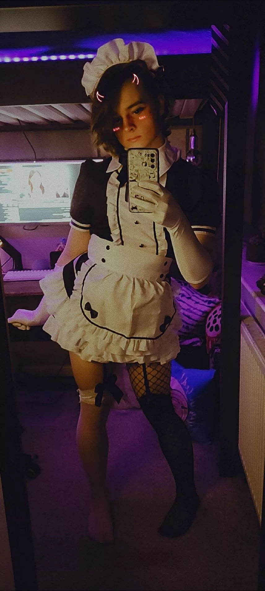 Goth boi Maid!