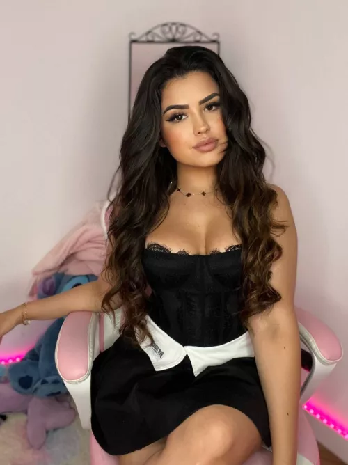 I hope my college body will make you cum 🤭