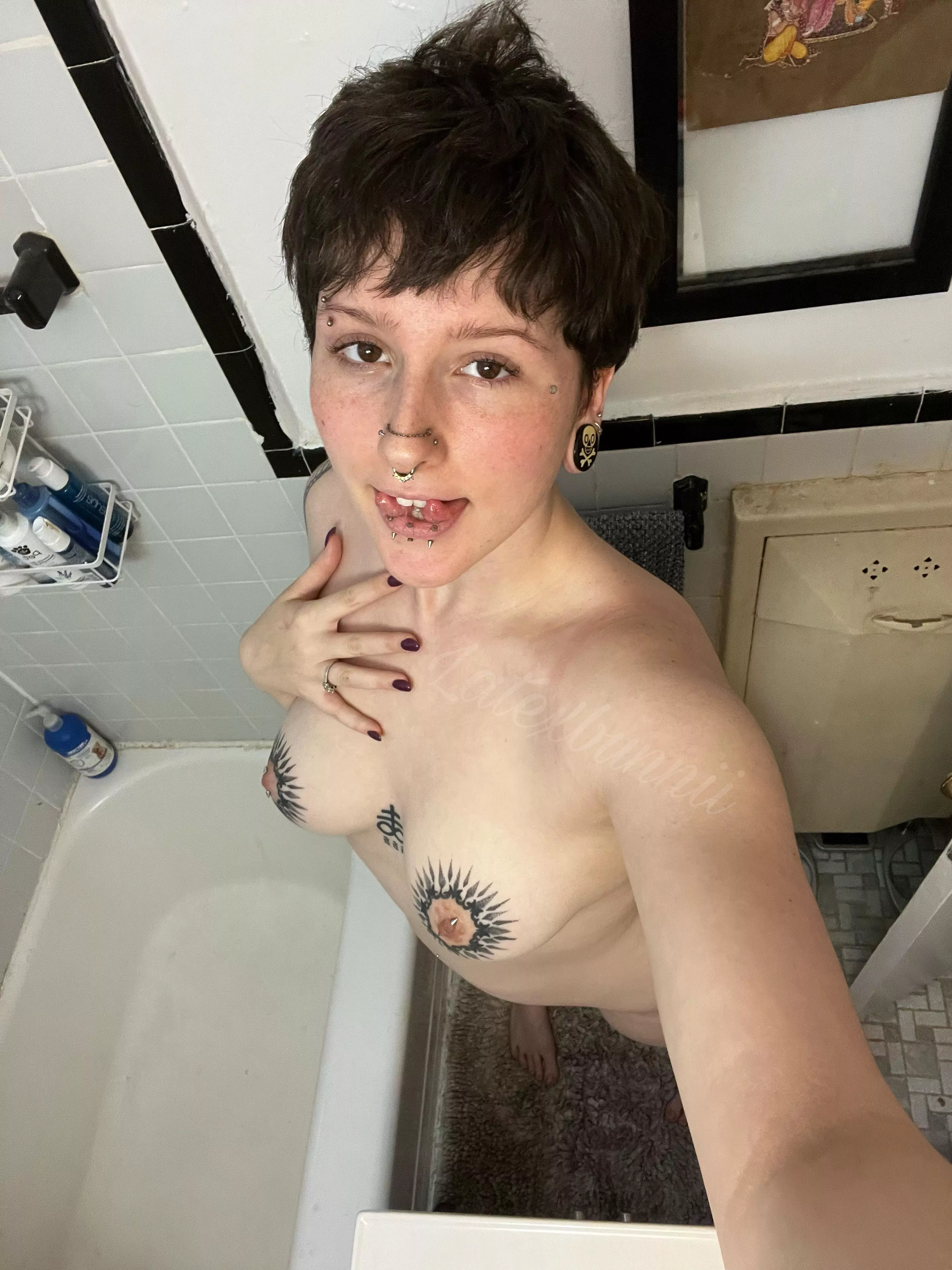 I’ve always wondered, what exactly about short hair turns you on the most :)