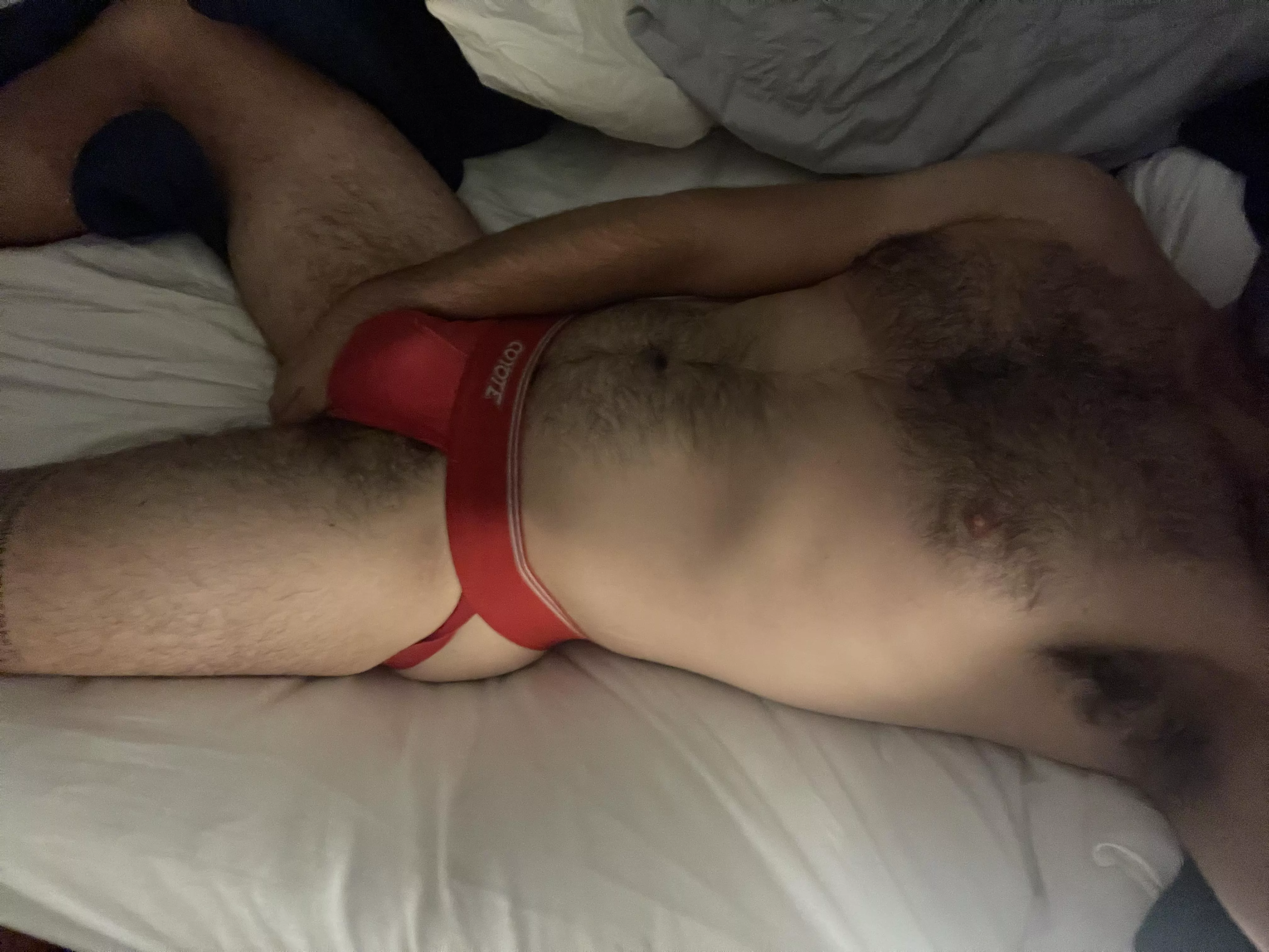 Let’s dirty talk and share pics.