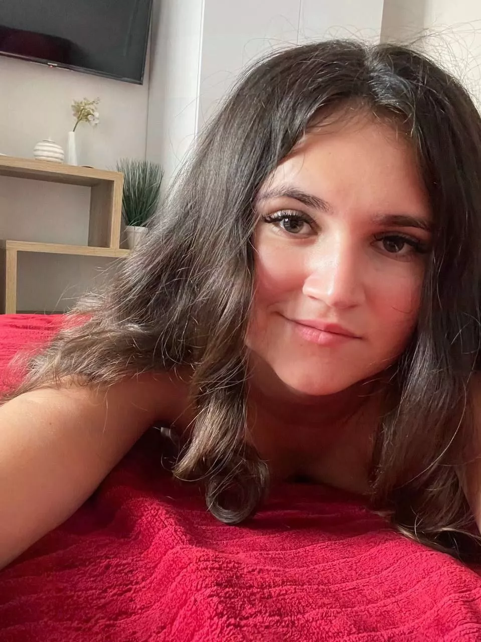 Not only am losing track of what day it is, but now I've also lost all my clothes