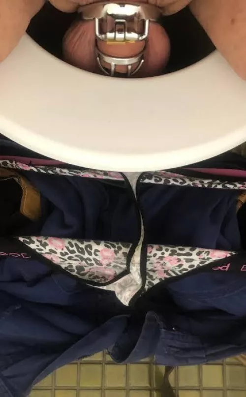 Should all men sit to pee?