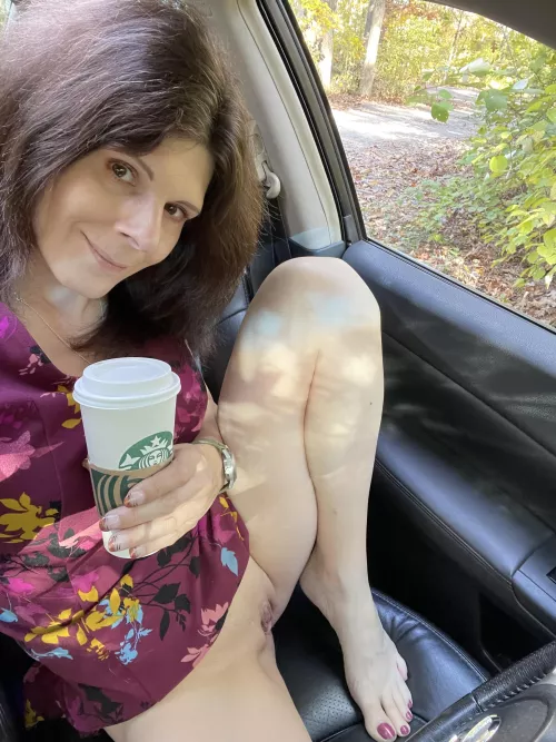 Spreading the goodness & coziness of the season (41F)