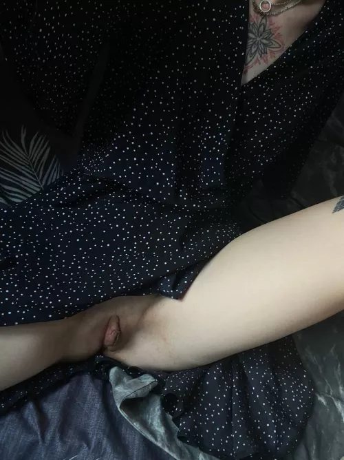 Today I decided not to wear panties