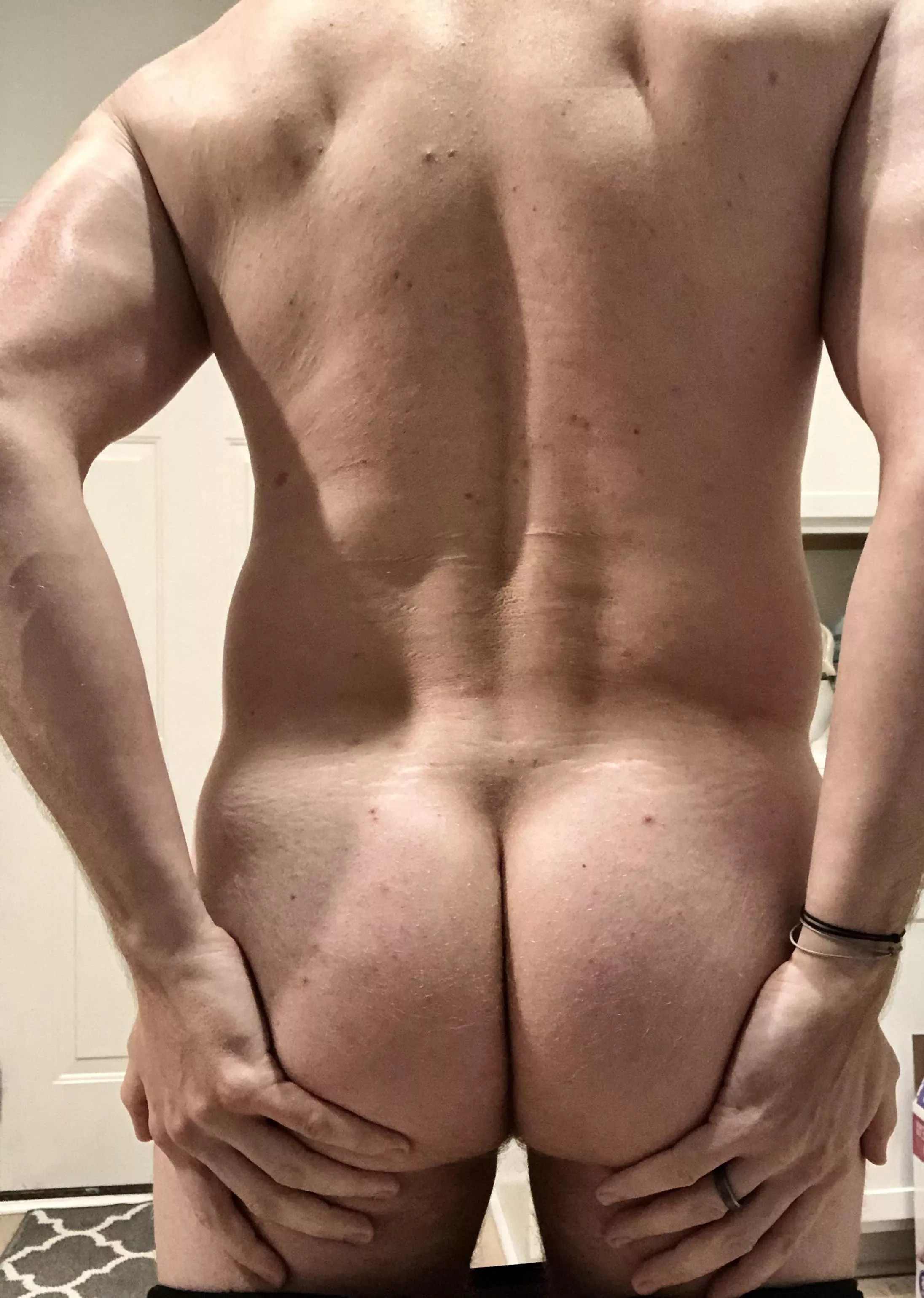 [32] I got a hell of an ass for a straight guy.