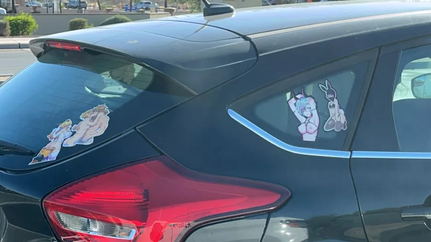 Can anyone find these exact stickers?