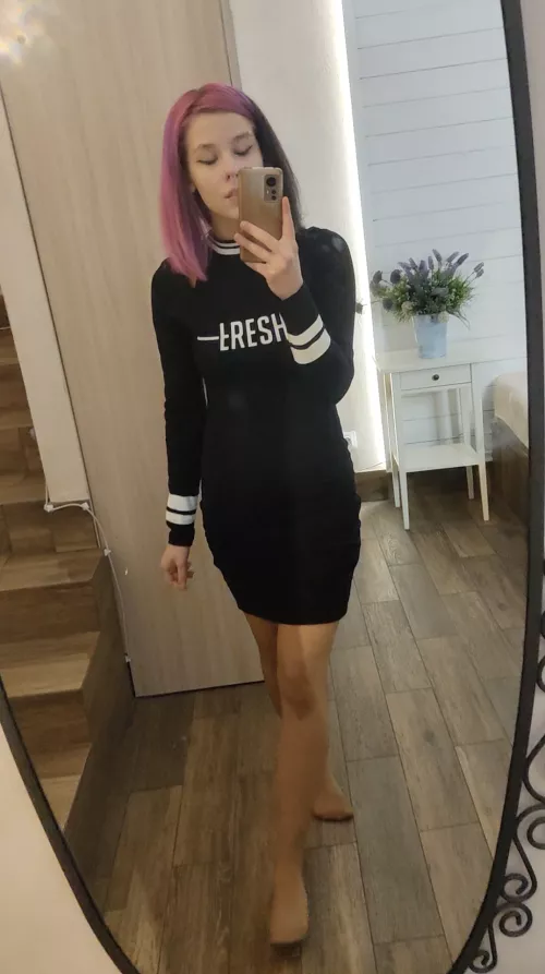 How do you like my dress?