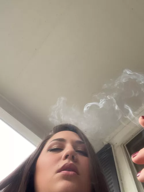 How’s the view from down there ? 😘✨