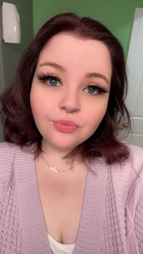 i feel so pretty today at work 💕