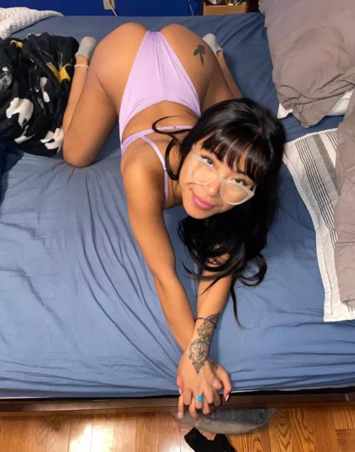 im a shamless filipina slut