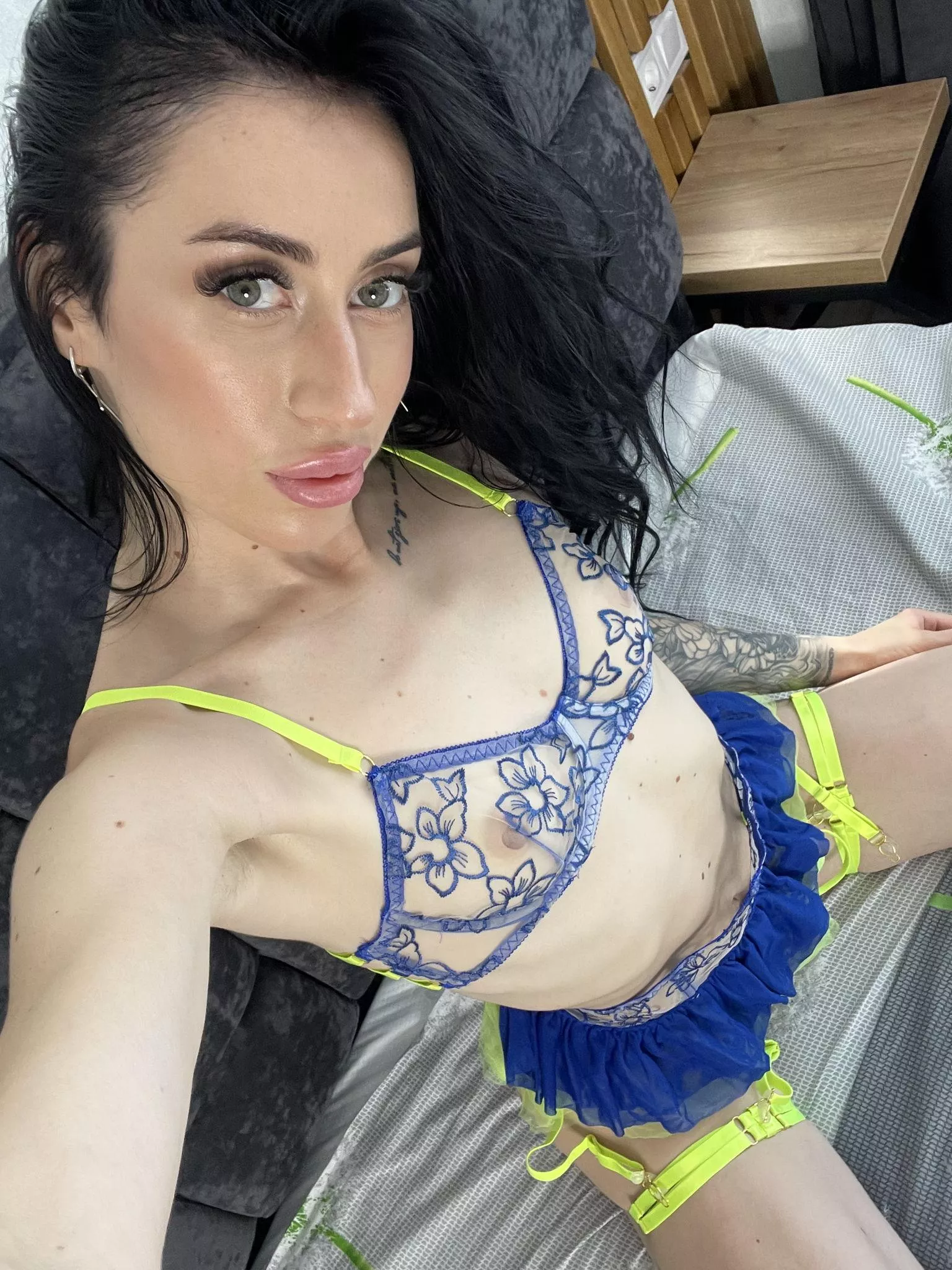 Need something do sit on.. 🍑