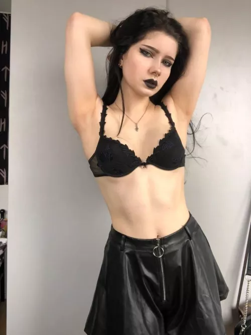 Scary looking enough to have been asked if I have a pet spider