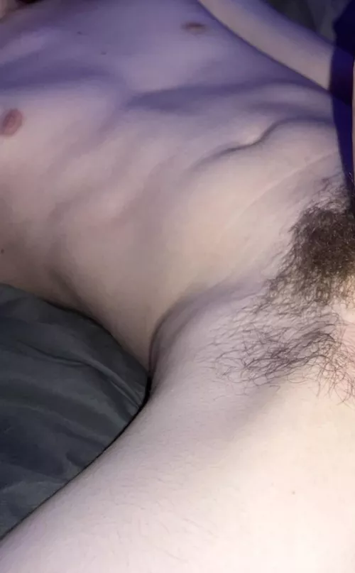 19, im horny let’s trade on insta dm me