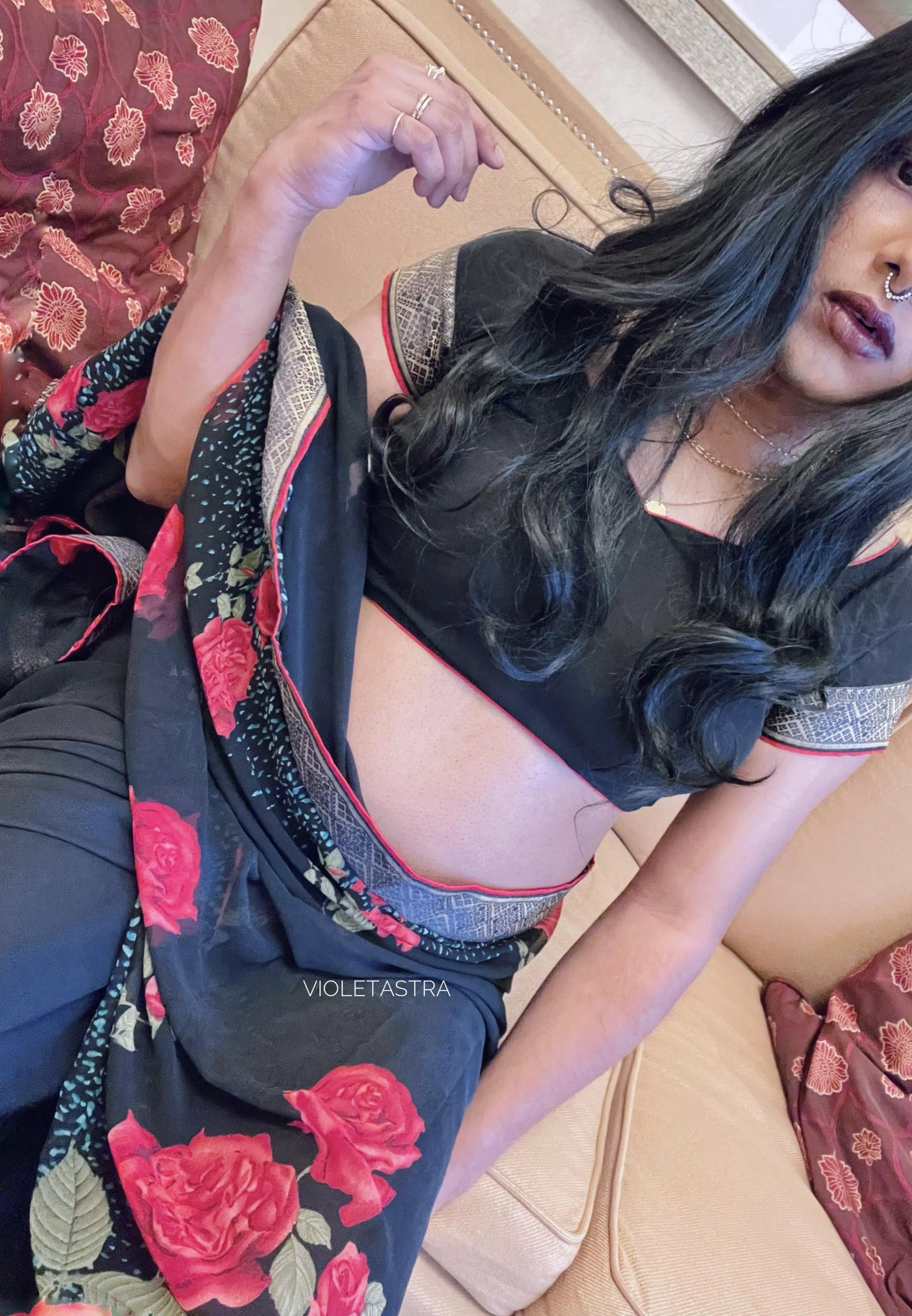 Any fantasies for a 5’4” housewife? 😈