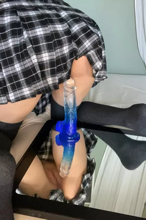 going to class without panties makes me so horny i can't wait to get home 🙈