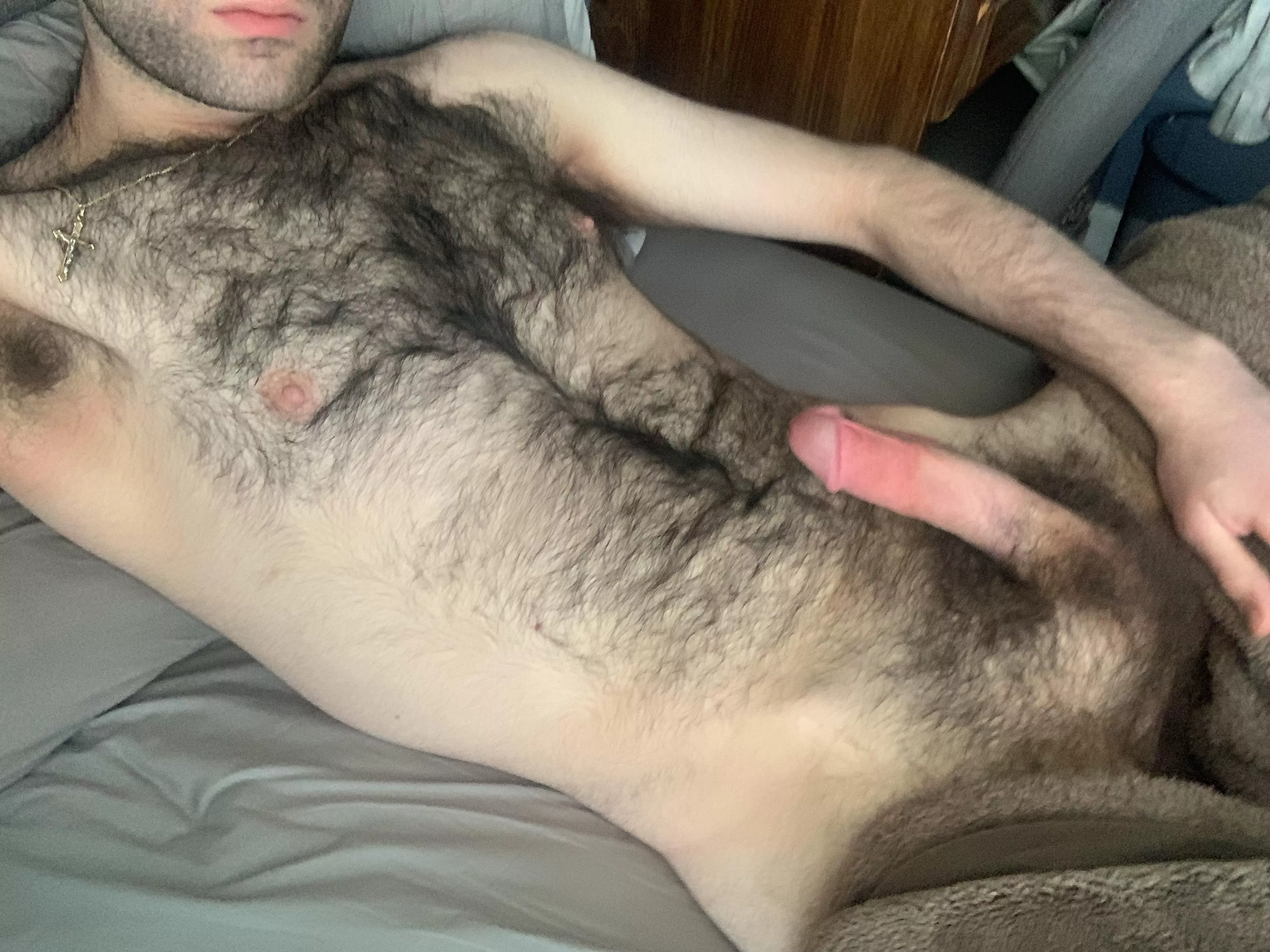 Horny 21 yo needs a twink to make me cum sc j69smith