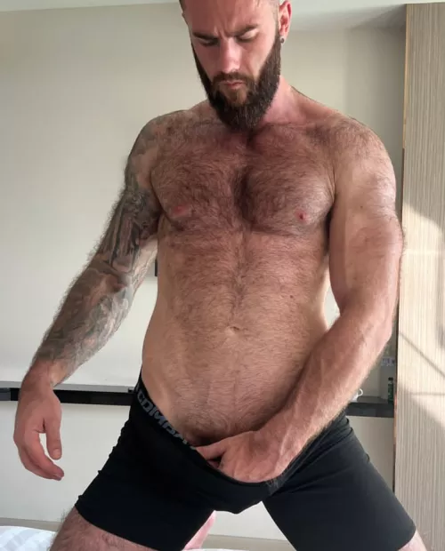 I have tattoos on my one arm, but am I hot?