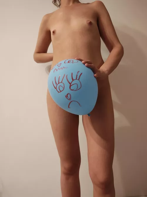 I think tiny boobs are better than big ones