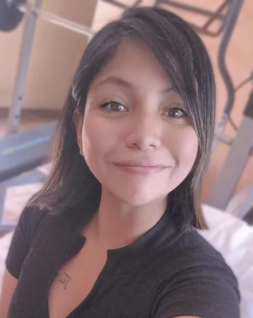 Let me show you my cute and happy face for today 😊