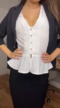 Little Bust, Big Love