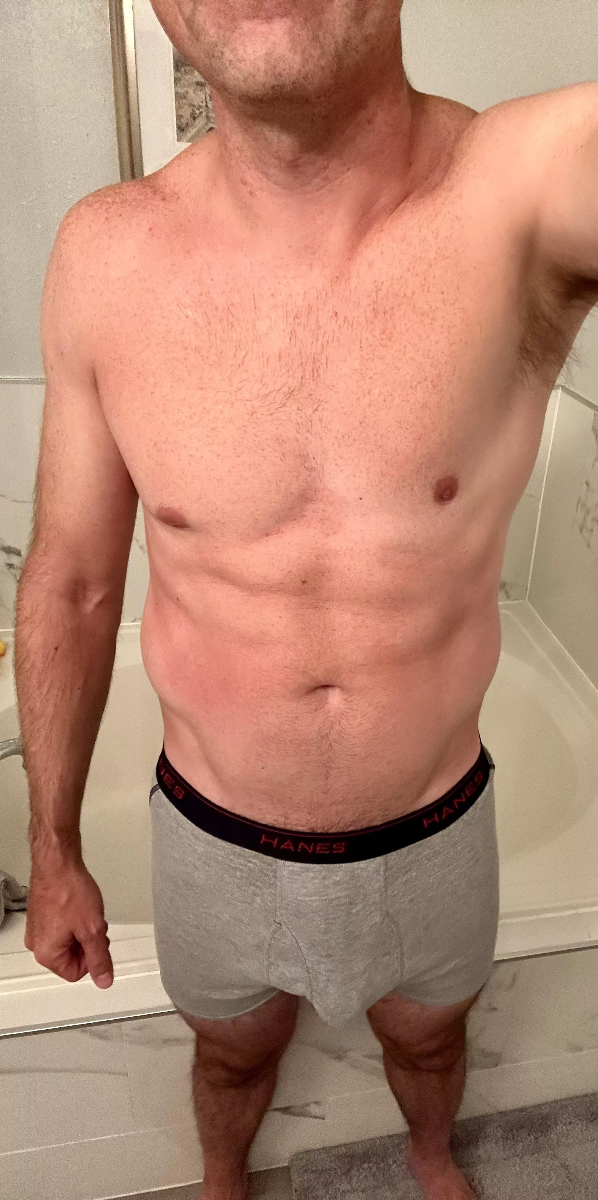 (M) Been feeling good about my gains lately😏