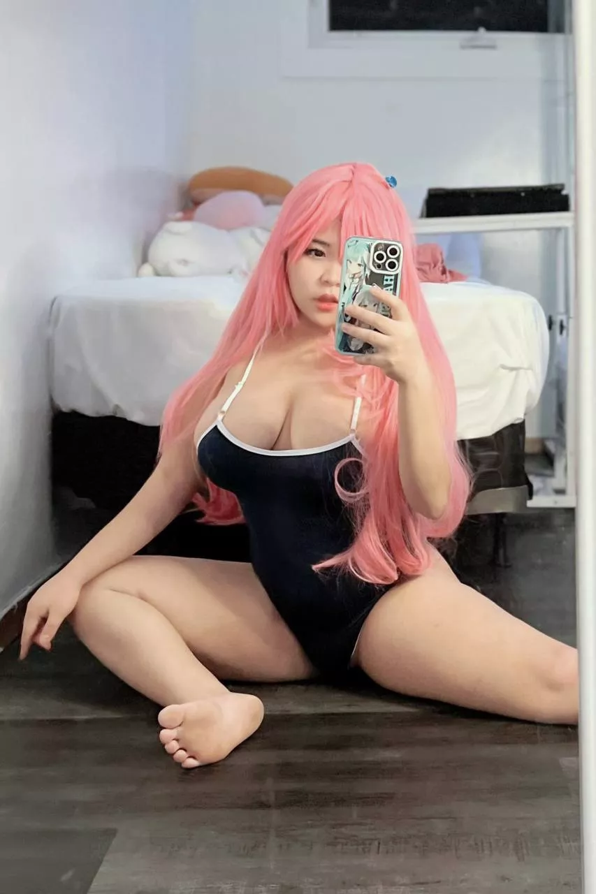 my titties are so big they form a ledge on my chest