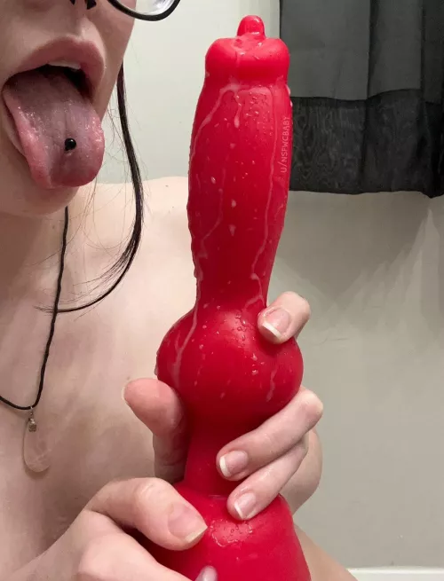 Rex from Bad Dragon gave me a massive cum shot!