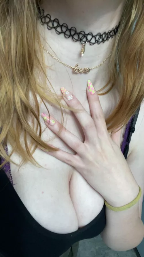 sinfully cute nostalgic claws