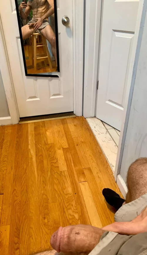 Wanna suck on some fat HS gym teacher cock? 😈 [39]