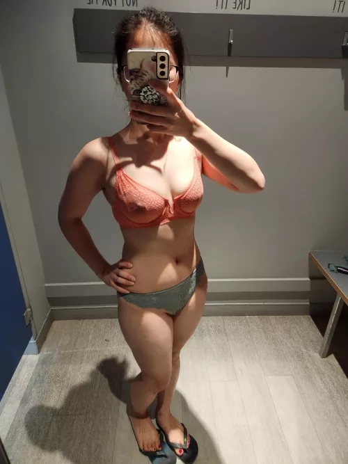 Did i catch you peeking?